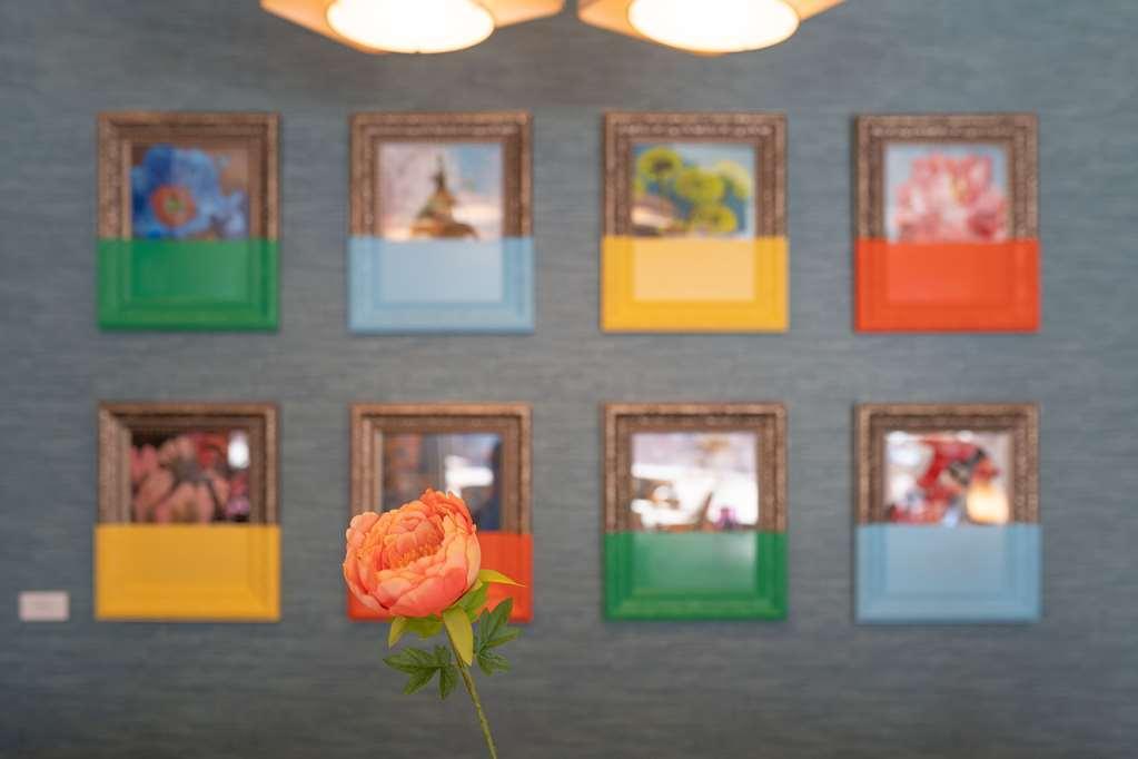 The Bradley Hotel Fort Wayne